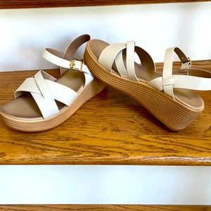 Pierre Dumas Women size 9